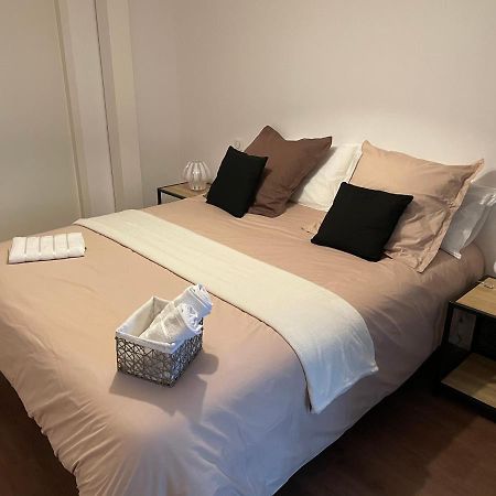 T1 Bis 35 M2 Lit Queen Size Tout Equipe Pau Exteriör bild