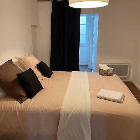 T1 Bis 35 M2 Lit Queen Size Tout Equipe Pau Exteriör bild