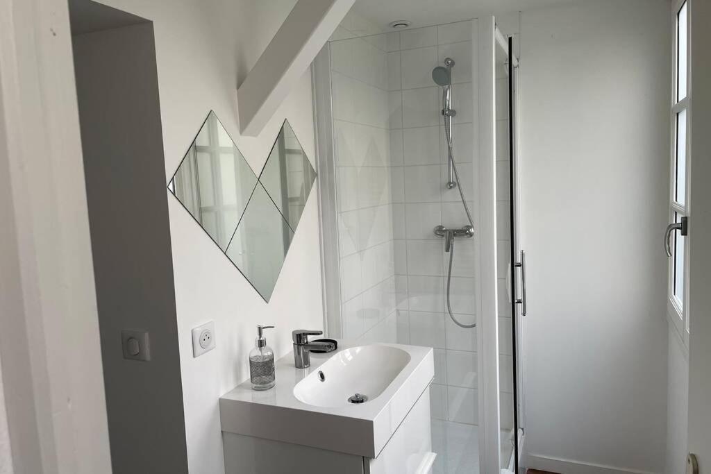T1 Bis 35 M2 Lit Queen Size Tout Equipe Pau Exteriör bild