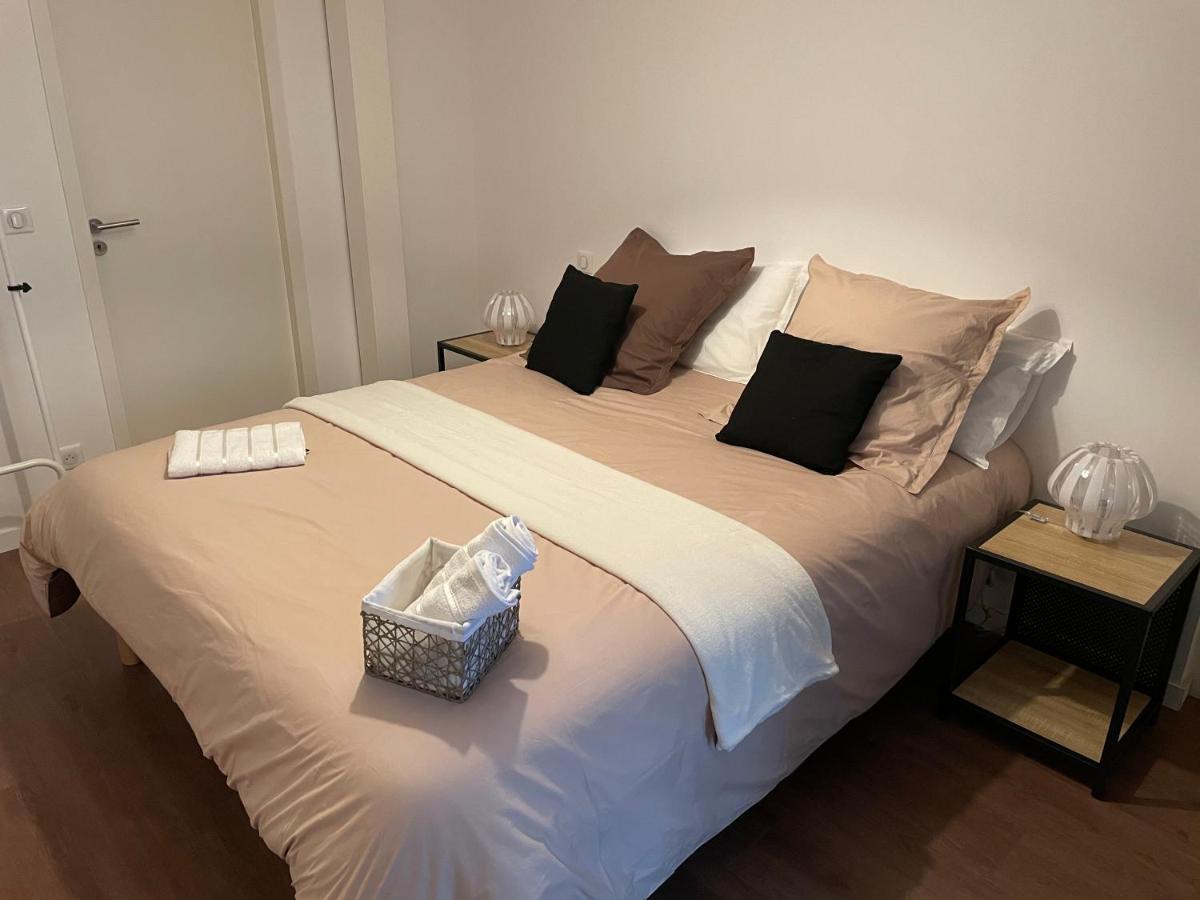 T1 Bis 35 M2 Lit Queen Size Tout Equipe Pau Exteriör bild